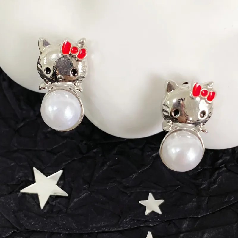 Sanrio Hello Kitty Alloy Stud Earrings Women's-3