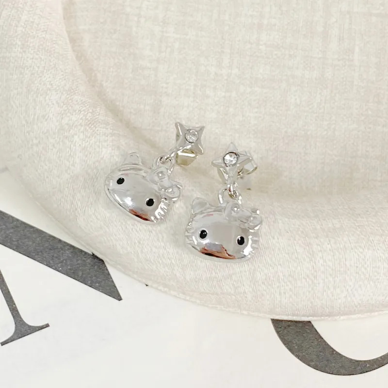Sanrio Hello Kitty Alloy Stud Earrings Women's-2