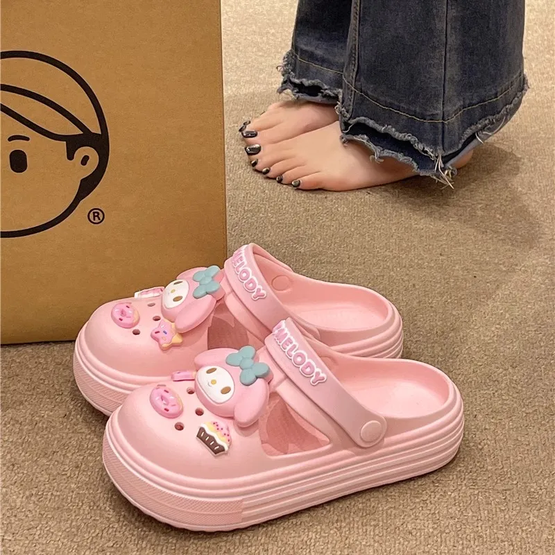 Hello Kitty Slippers / Home Slippers-11
