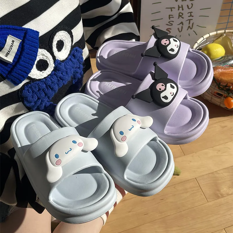 Sanrio Hello Kitty Slippers / Home Slippers-12