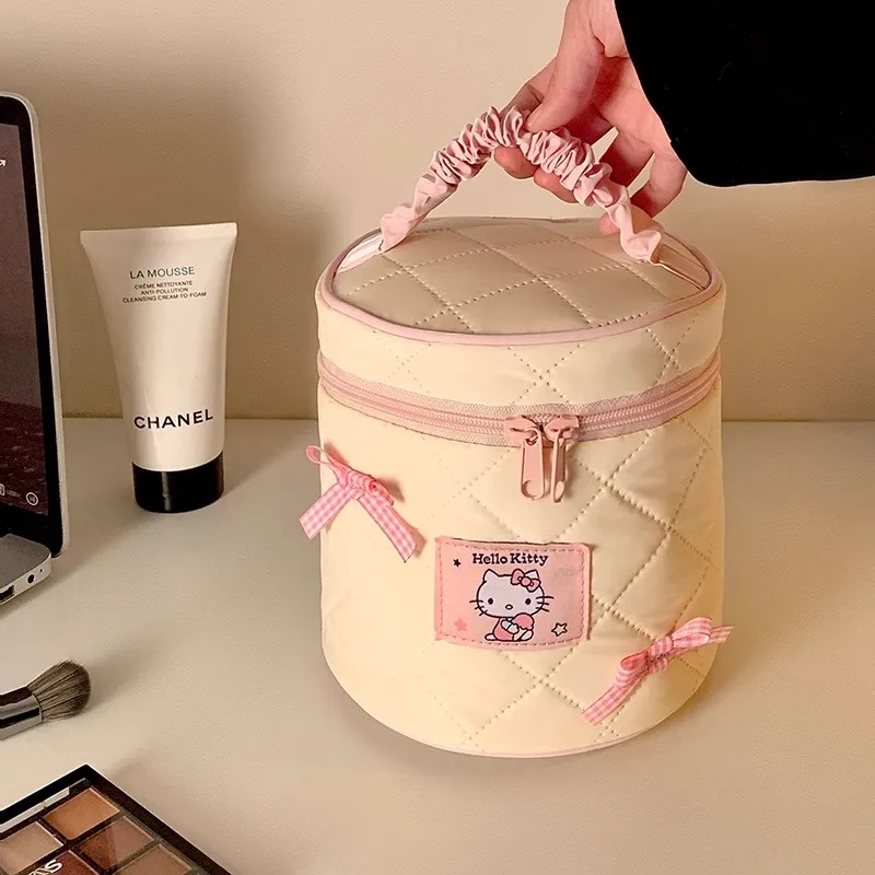 Sanrio Hello Kitty Polyester Bucket Bag Makeup Bag Women's Ecru-1