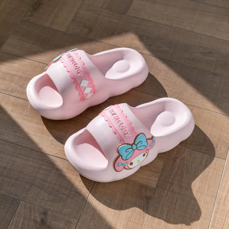Hello Kitty Slippers / Home Slippers-11