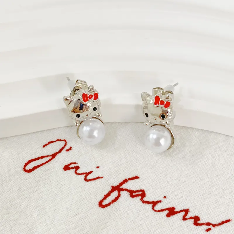 Sanrio Hello Kitty Alloy Stud Earrings Women's-1