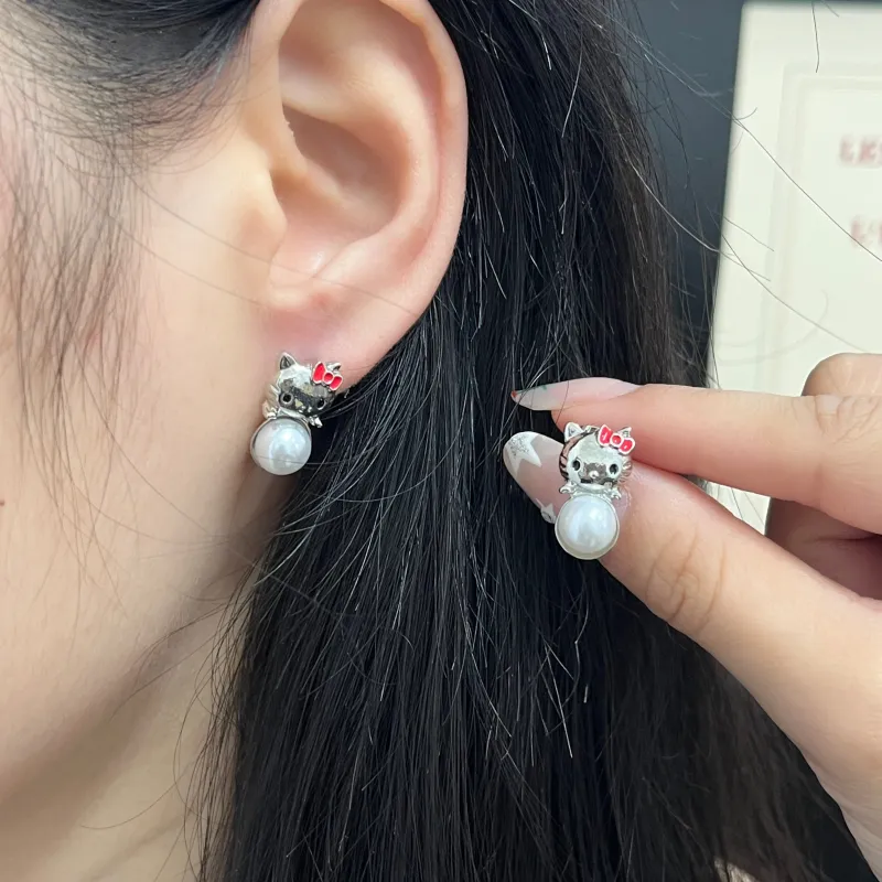 Sanrio Hello Kitty Alloy Stud Earrings Women's-4