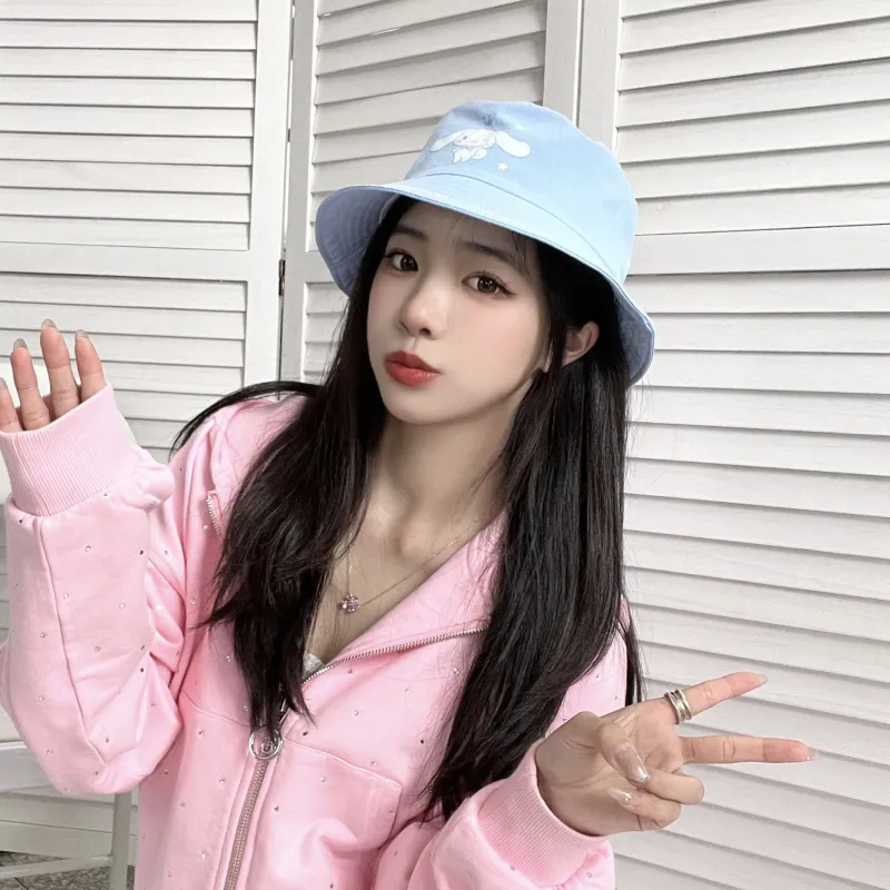Hello Kitty Polyamide Bucket Hats Women's-1