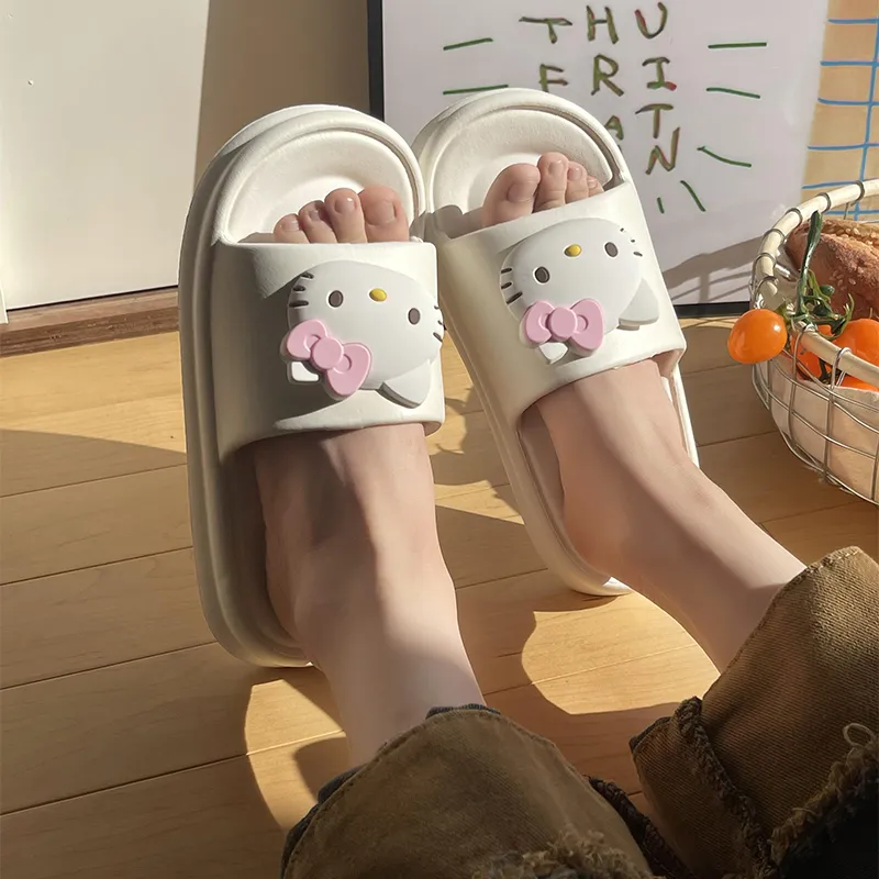 Sanrio Hello Kitty Slippers / Home Slippers-1