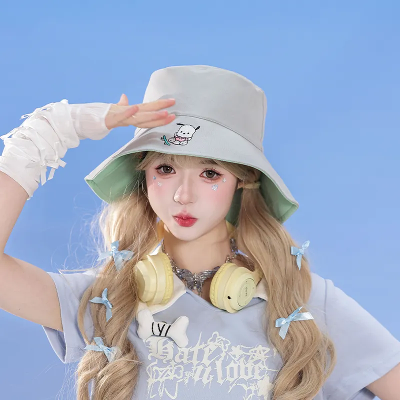 Sanrio Pacha Dogs Polyester Bucket Hats Women's-2
