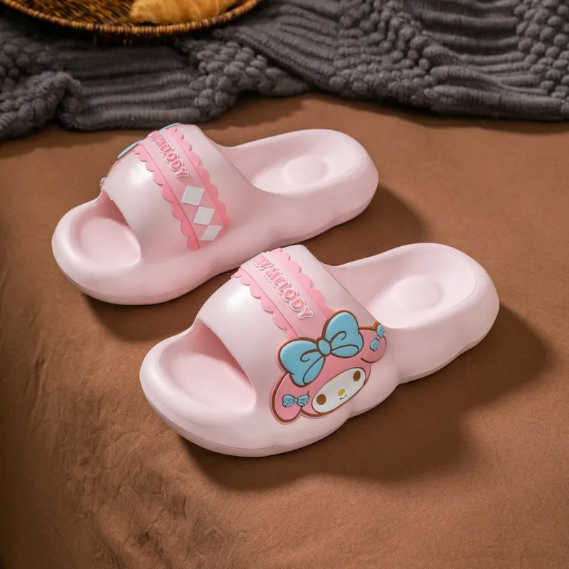 Hello Kitty Slippers / Home Slippers-10