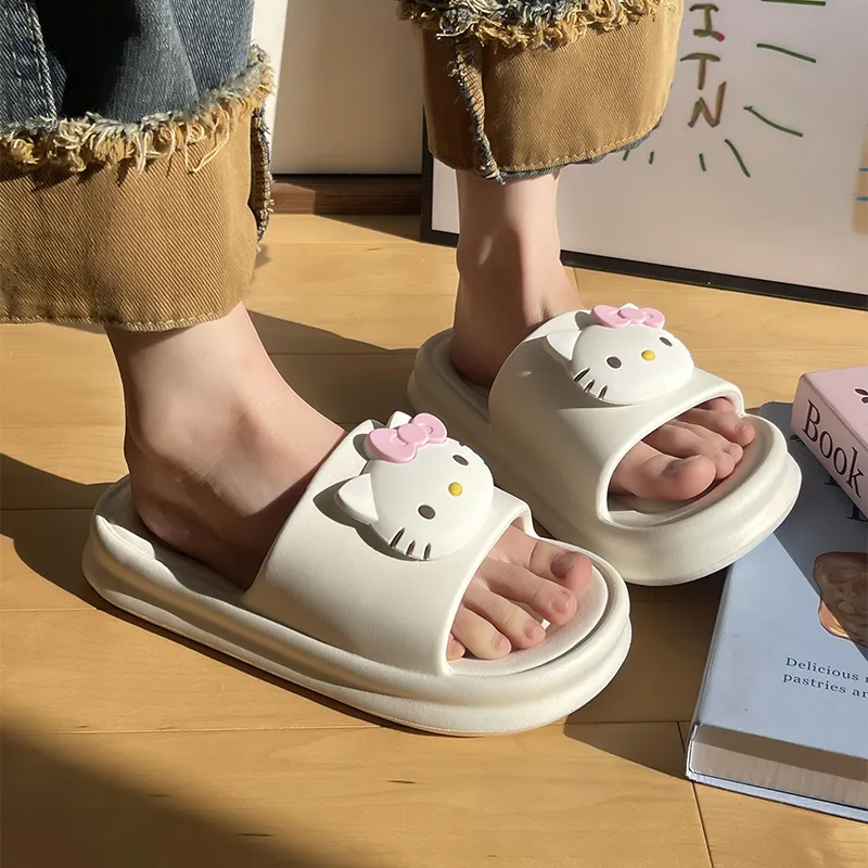 Hello Kitty Slippers / Home Slippers-4