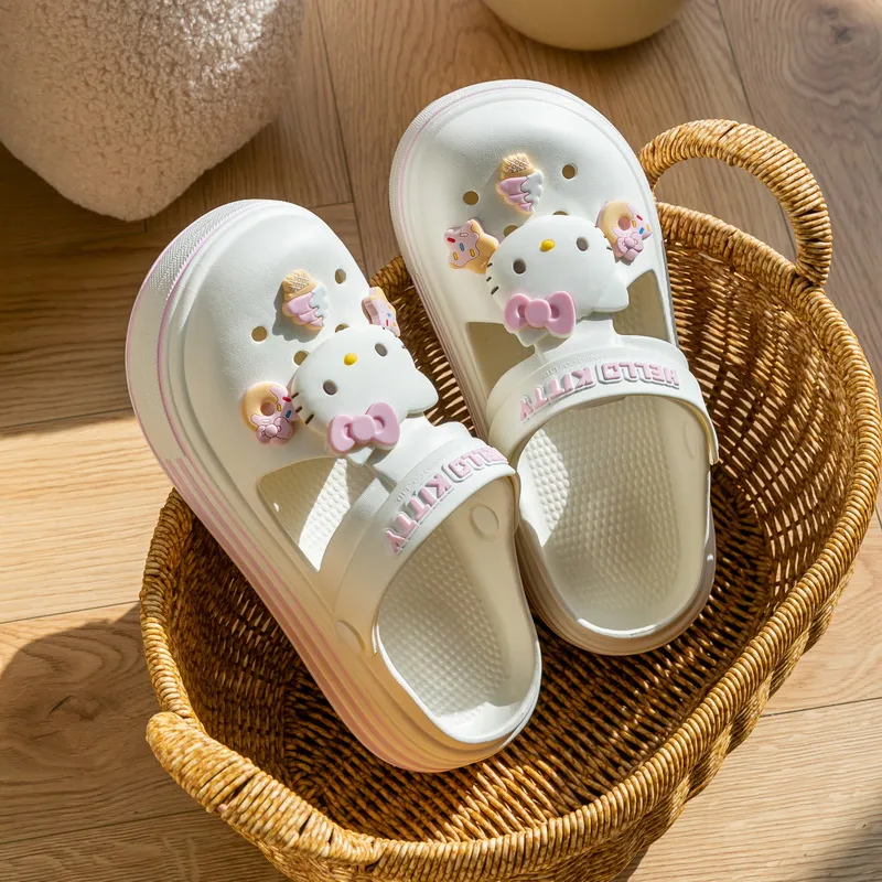Hello Kitty Slippers / Home Slippers-3