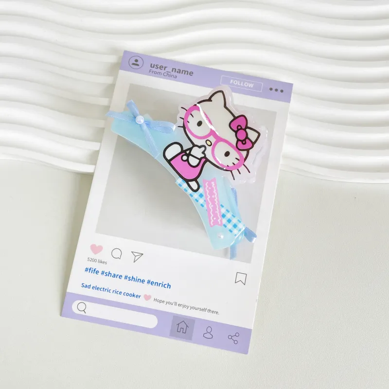 Sanrio Hello Kitty Acrylic Hair Clips Women's-2