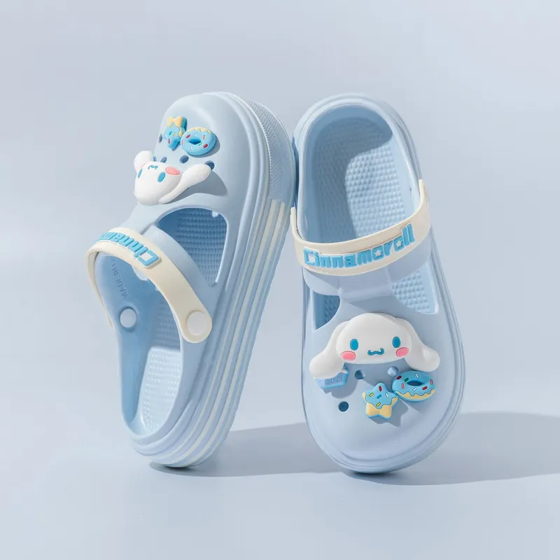 Hello Kitty Slippers / Home Slippers-17