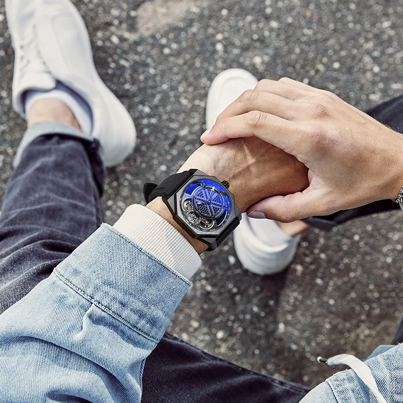 LINGKE Water Resistant Glow in The Dark Automatic Mechanical Movement Silicone Strap Watch Men's Watches Cut Out Dial-11