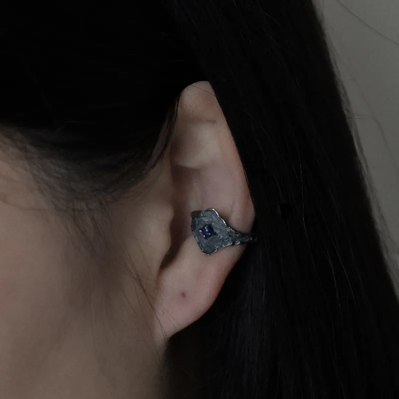 M.Wong Clip On Earrings Unisex-6