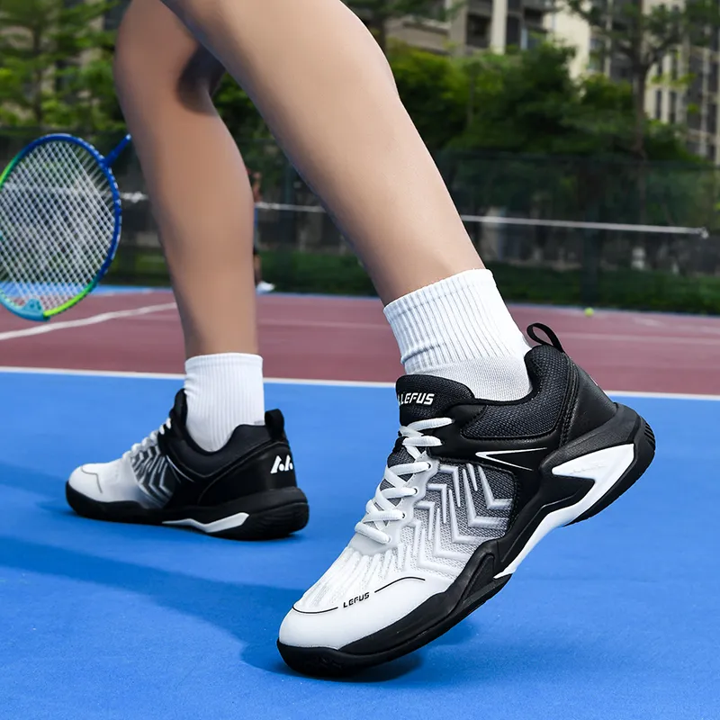 LEFUS Cushioned Slip-Resistant Abrasion-Resistant Breathable Low-Top Badminton Shoes Unisex-31
