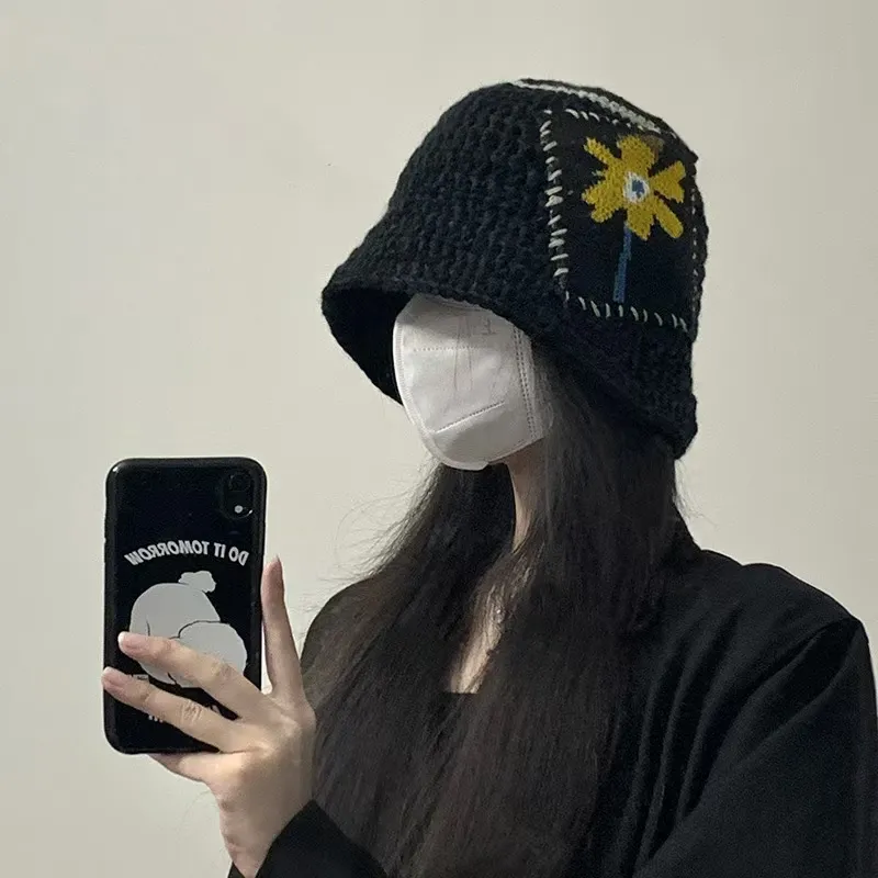 IOTS Minimalist Style Versatile Design For Autumn And Winter Warmth Bucket Hats Unisex-1