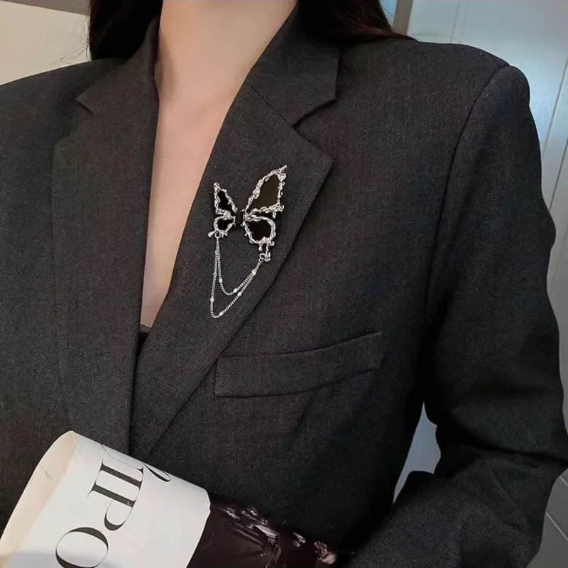 IOTS Niche Elegance Versatile Fashion Brooches Women's-1