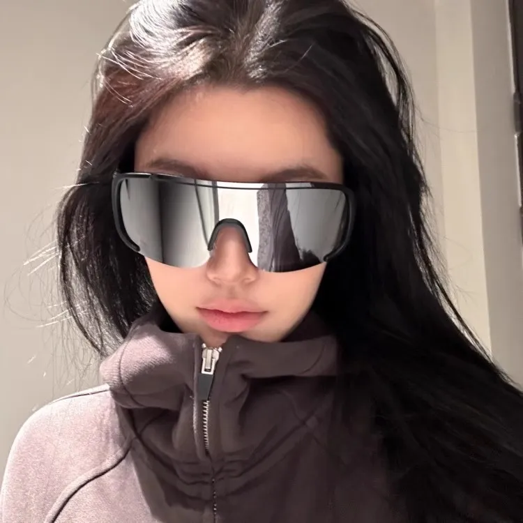 IOTS PC Irregular Shape Sunglasses Unisex-1
