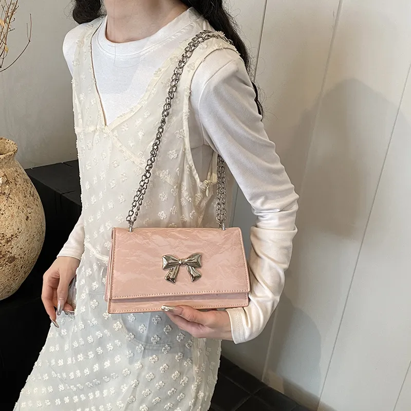 NX DOUGHNUT Shoulder Bags-1