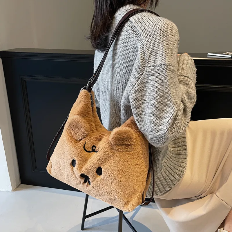 NX DOUGHNUT Faux Fur Shoulder Bag Regular Women's Khaki-6