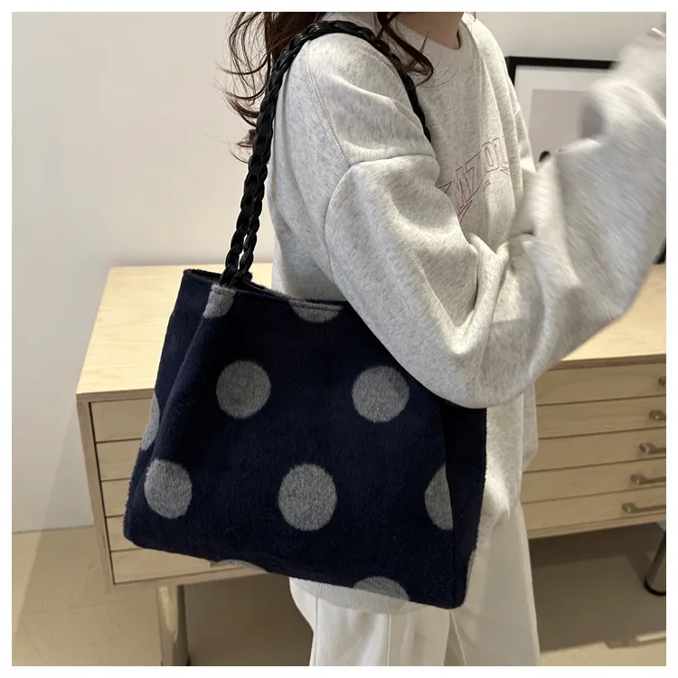 NX DOUGHNUT Woolen Commute Shoulder Bag Regular Women's Multicolor-4
