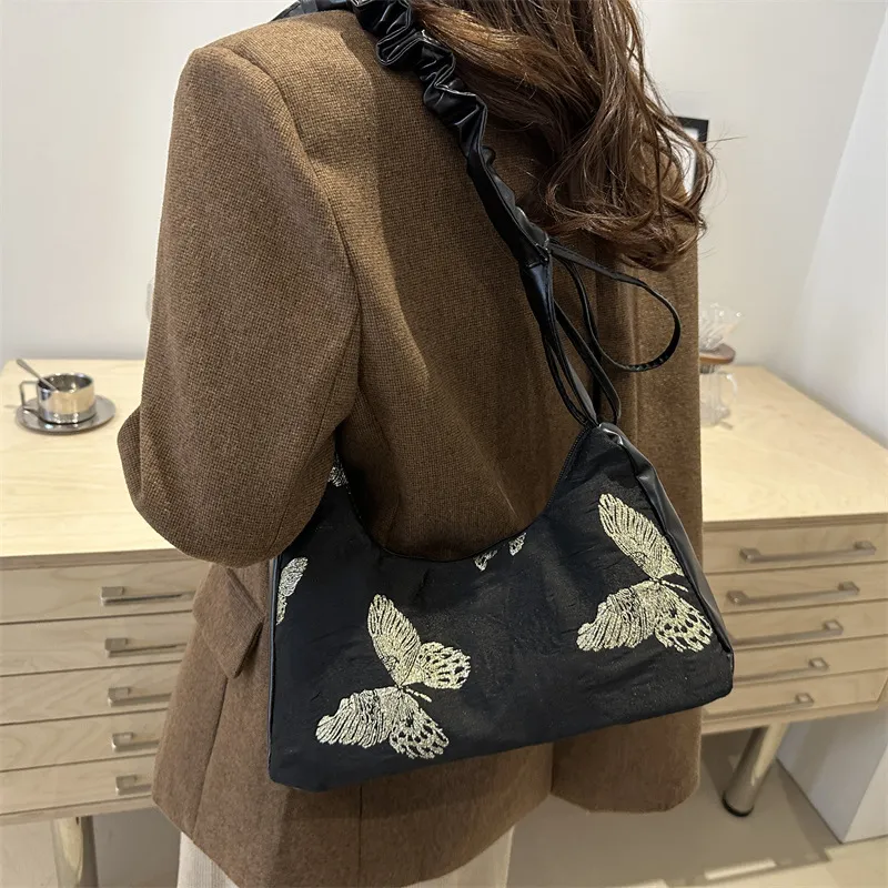 NX DOUGHNUT PU Shoulder Bag Regular Women's Silver/Gold-5