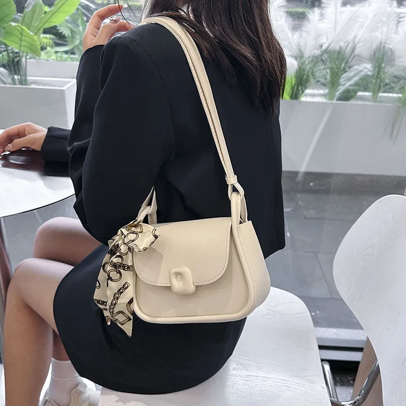 NX DOUGHNUT PU Crossbody Bag Regular Women's White Black White & Pink White & Brown-13