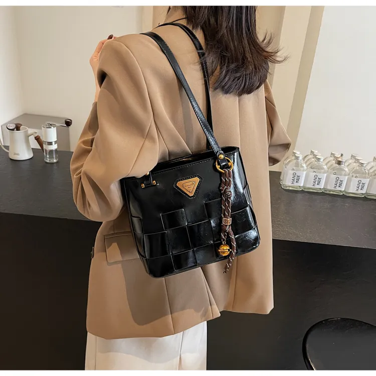 NX DOUGHNUT PU Handbag Shoulder Bag Women's Black/Ancora Red/Coffee/Brown-2