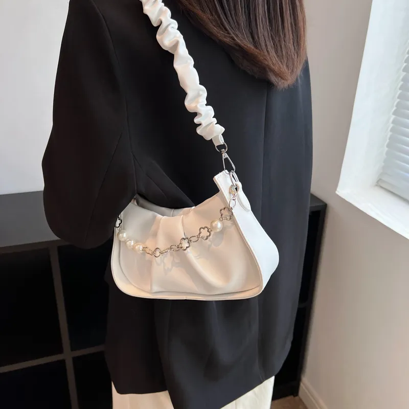 NX DOUGHNUT PU Shoulder Bag Regular Women's White/Black/Light Yellow-18