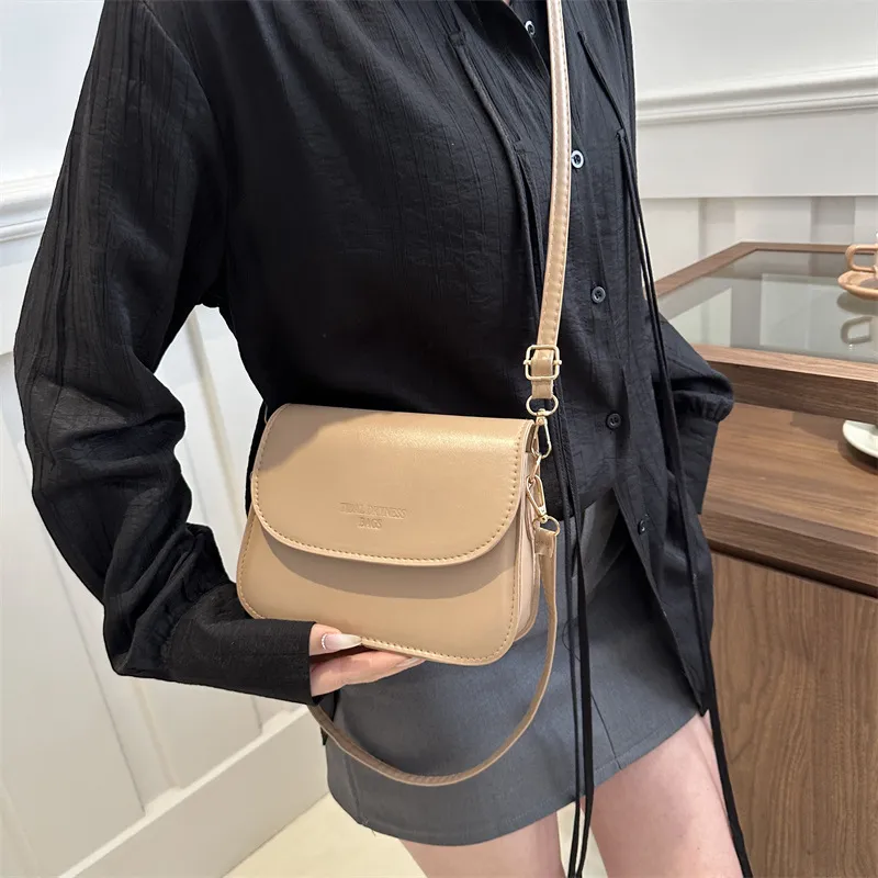 NX DOUGHNUT PU Shoulder Bag Regular Women's Black/Khaki/Brown/Coffee-4