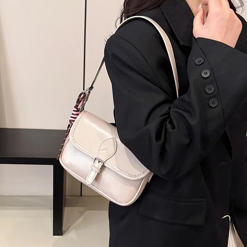 NX DOUGHNUT PU Baguette Shoulder Bag Regular Women's Multicolor-14