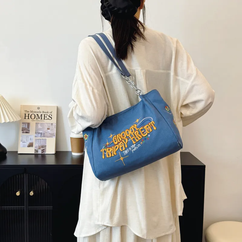 NX DOUGHNUT Fabric Shoulder Bag Regular Women's Ecru/Black/Blue-13
