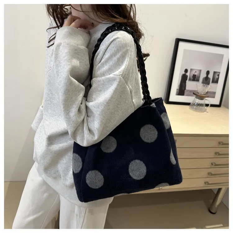NX DOUGHNUT Woolen Commute Shoulder Bag Regular Women's Multicolor-2
