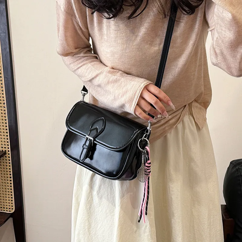 NX DOUGHNUT PU Baguette Shoulder Bag Regular Women's Multicolor-18