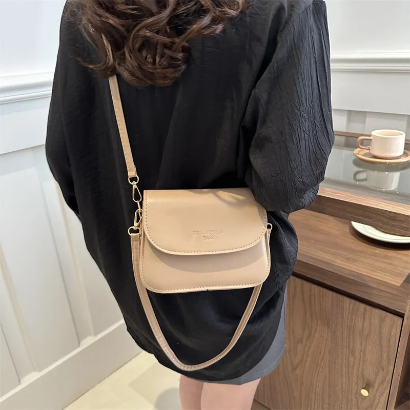 NX DOUGHNUT PU Shoulder Bag Regular Women's Black/Khaki/Brown/Coffee-3