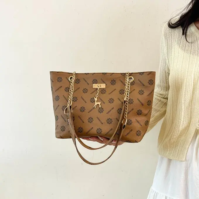 NX DOUGHNUT PU Shoulder Bag Regular Women's White/Dark Brown/Yellow Brown-26