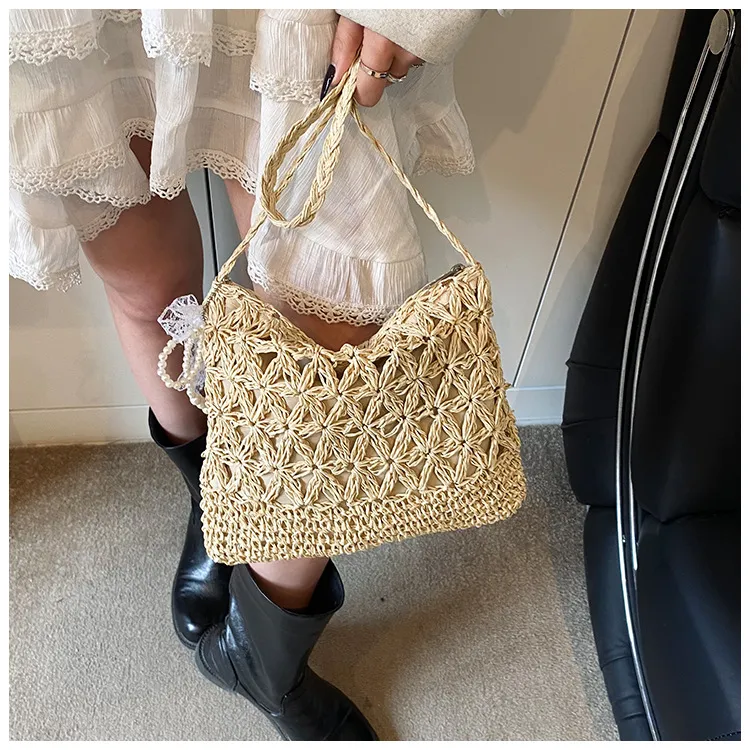 NX DOUGHNUT Straw Woven Shoulder Bag Women's Ecru/Khaki-2
