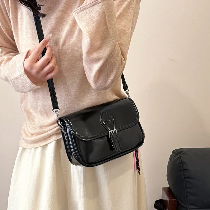 NX DOUGHNUT PU Baguette Shoulder Bag Regular Women's Multicolor-16