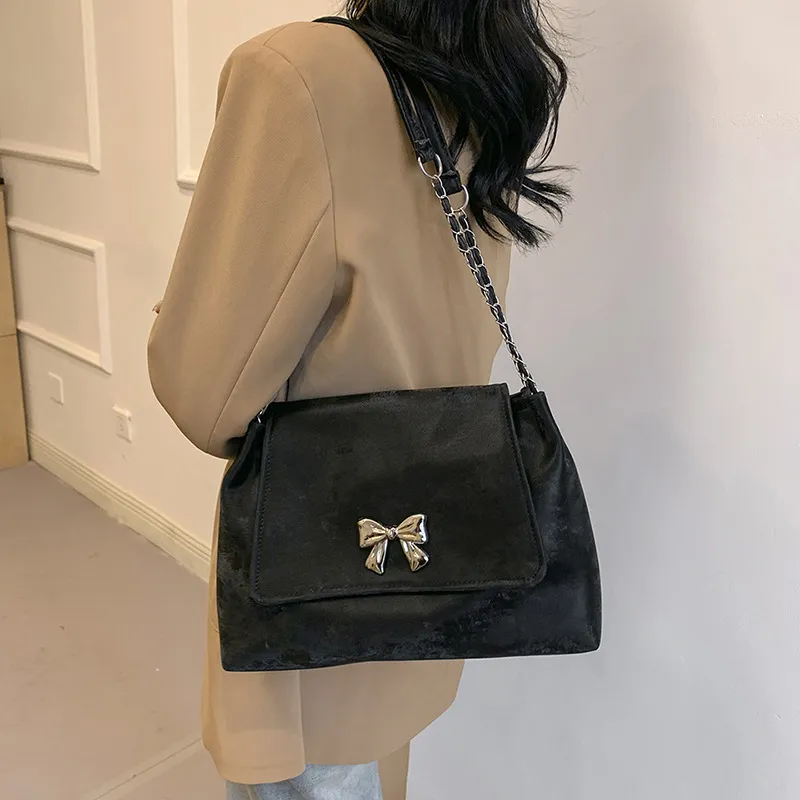 NX DOUGHNUT PU Shoulder Bag Regular Women's White/Black/Blue/Pink-7