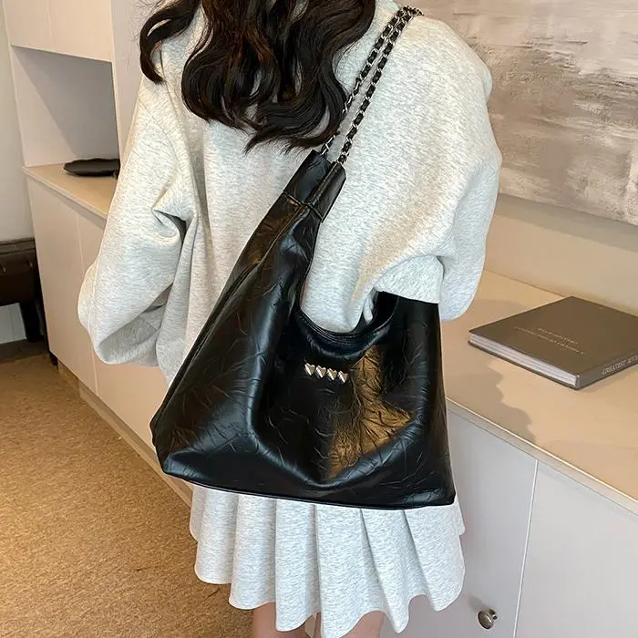 NX DOUGHNUT PU Shoulder Bag Women's White/Black/Silver-21