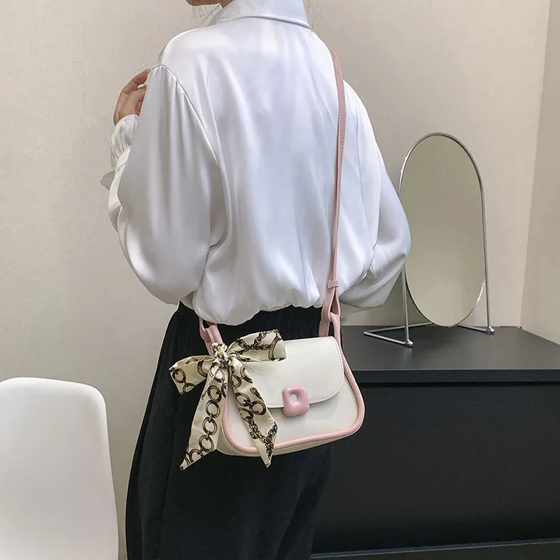 NX DOUGHNUT PU Crossbody Bag Regular Women's White Black White & Pink White & Brown-3