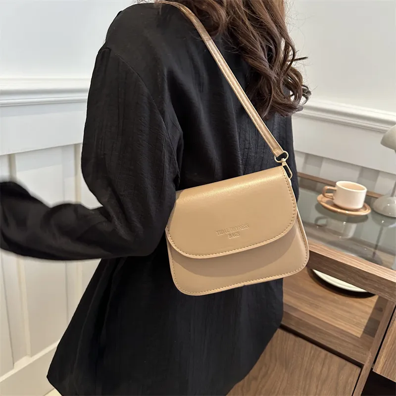 NX DOUGHNUT PU Shoulder Bag Regular Women's Black/Khaki/Brown/Coffee-2