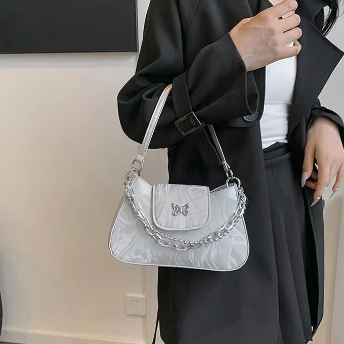 NX DOUGHNUT PU Shoulder Bag Regular Women's Black/White/Silver-26