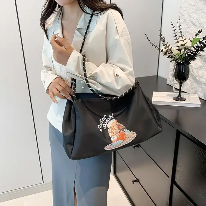 NX DOUGHNUT Fabric Shoulder Bag Regular Women's Black-8