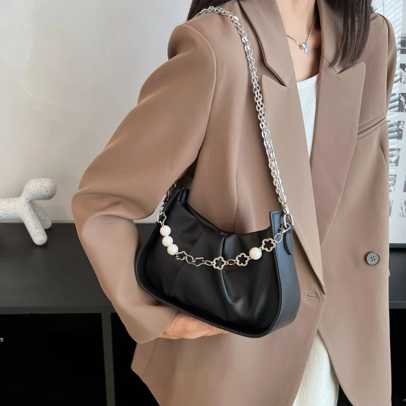 NX DOUGHNUT PU Shoulder Bag Regular Women's White/Black/Light Yellow-8