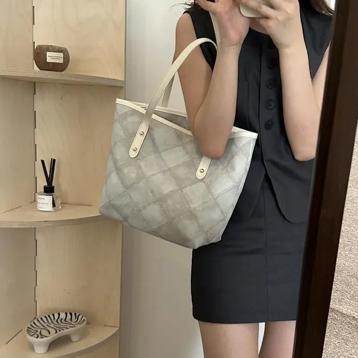 NX DOUGHNUT PU Shoulder Bag Women's White-27