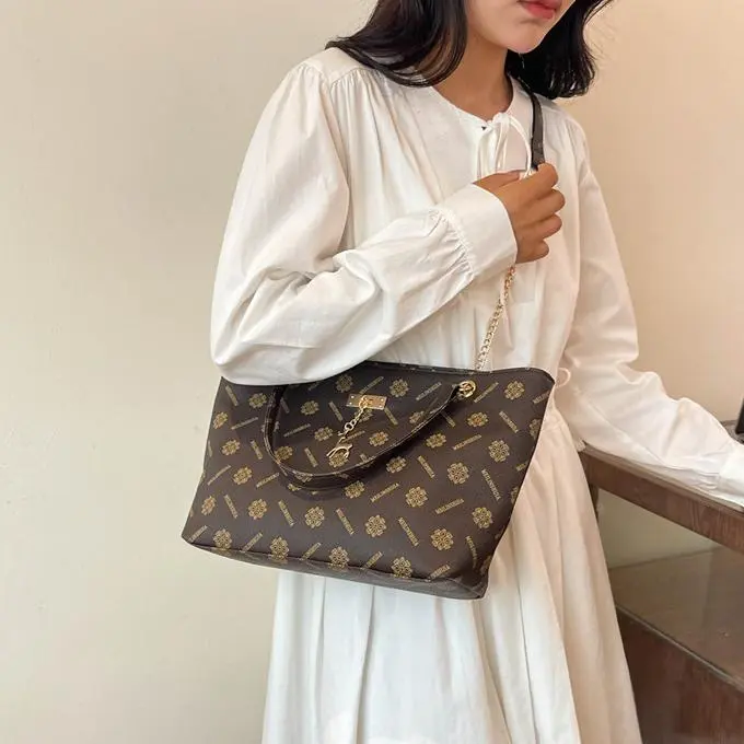 NX DOUGHNUT PU Shoulder Bag Regular Women's White/Dark Brown/Yellow Brown-22