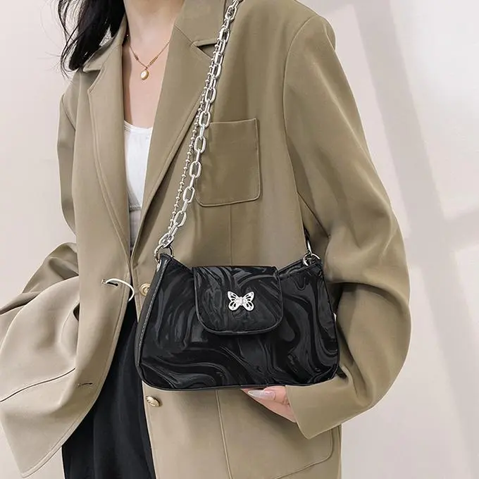 NX DOUGHNUT PU Shoulder Bag Regular Women's Black/White/Silver-31