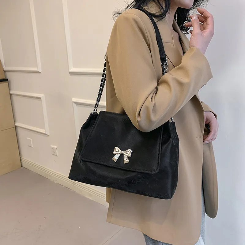 NX DOUGHNUT PU Shoulder Bag Regular Women's White/Black/Blue/Pink-20