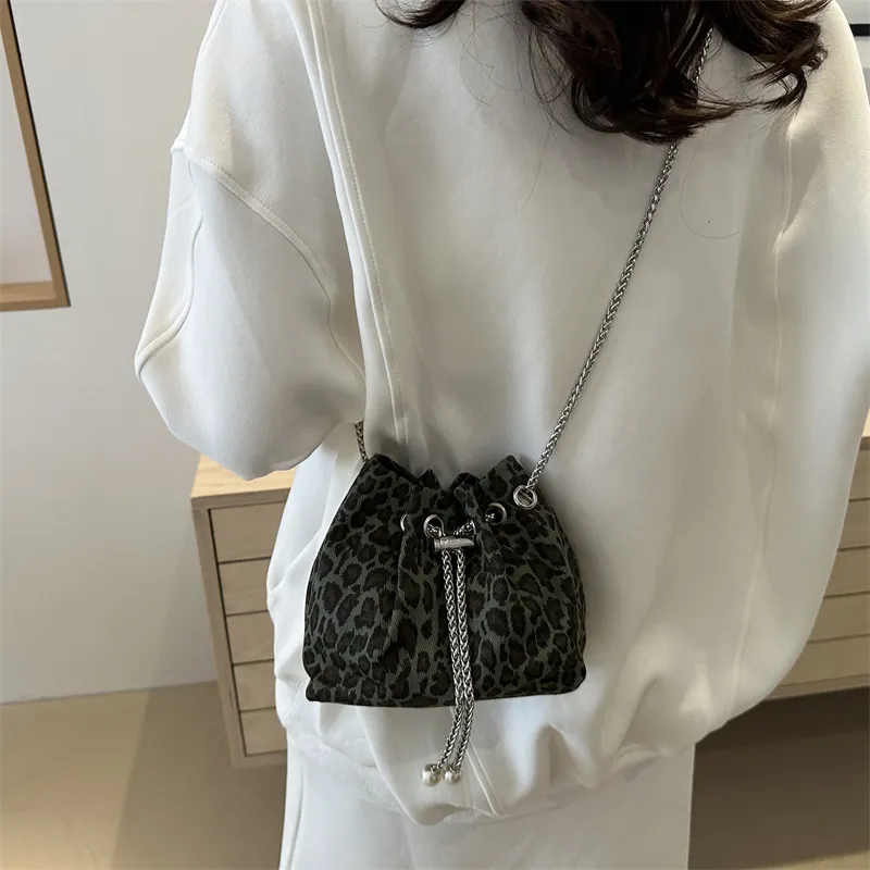 NX DOUGHNUT PU Advanced Sensory Leopard Print Bucket Bag Shoulder Bag Regular Women's Multicolor-5